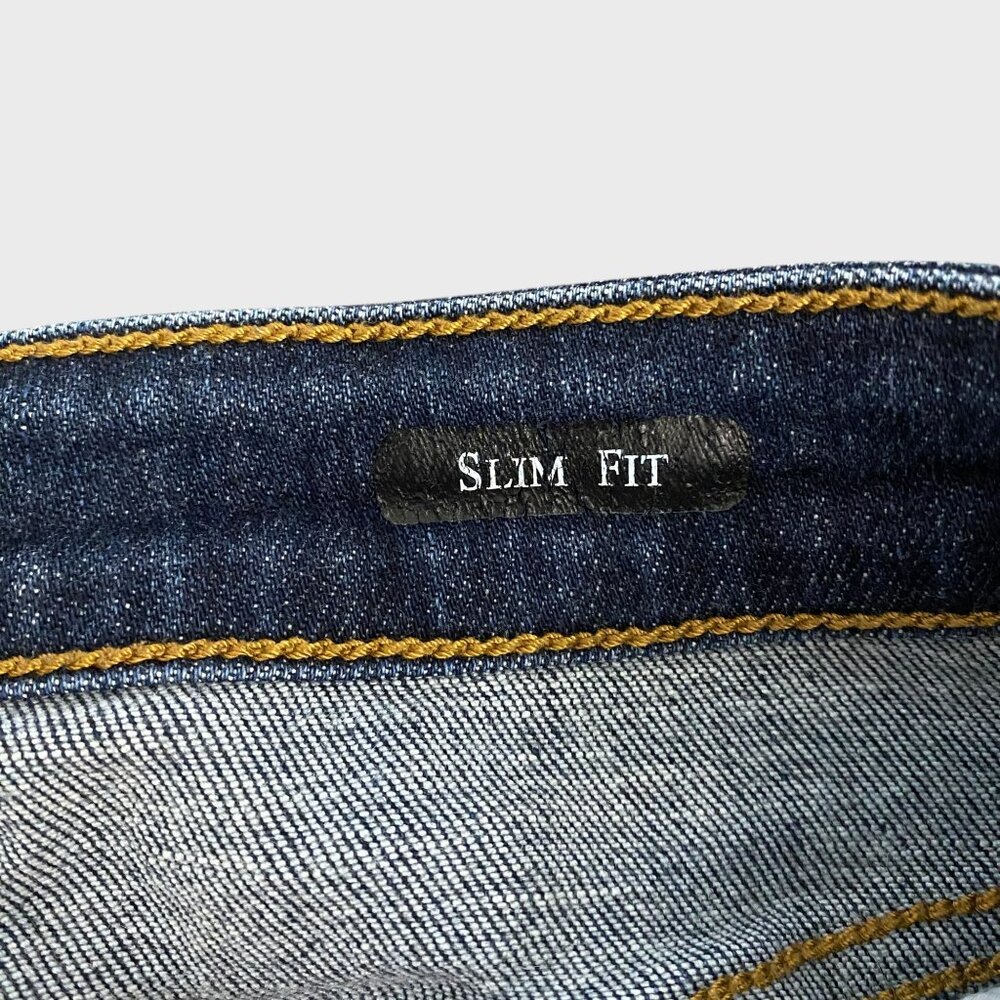 Judy Blue Mid-Rise Destroyed Slim Fit Jeans Women's Size 27 Distressed Raw-Hem - Picture 9 of 11